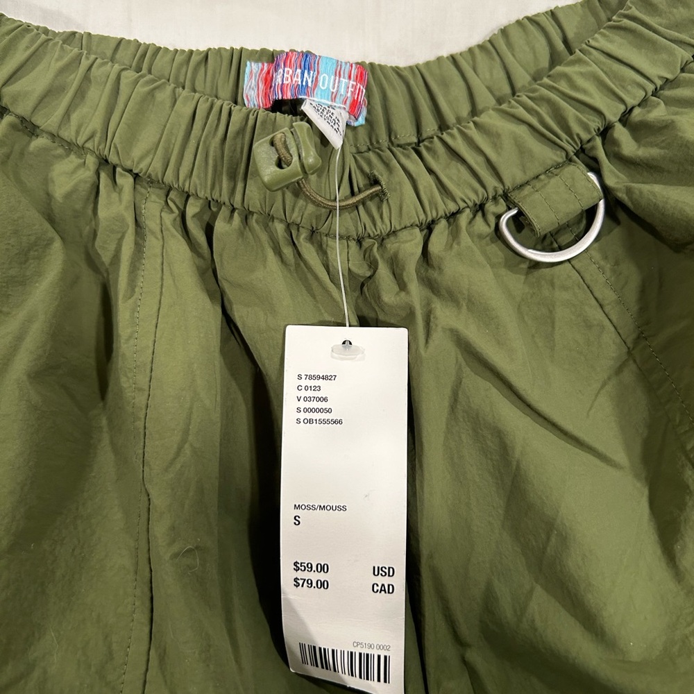 Women's Olive Cargo Pants - Picture 3 of 3